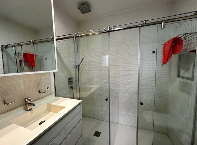 Reventa - Apartamento / Piso - Guardamar del Segura