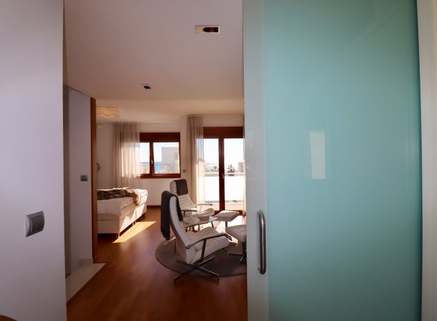 Herverkoop - Rijwoning - Guardamar del Segura