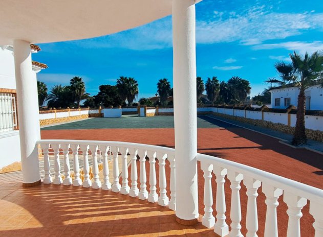 Wiederverkauf - Finca / Ländliches Wohnhaus - Catral