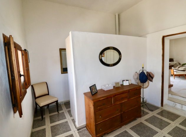 Wiederverkauf - Finca / Ländliches Wohnhaus - Dolores