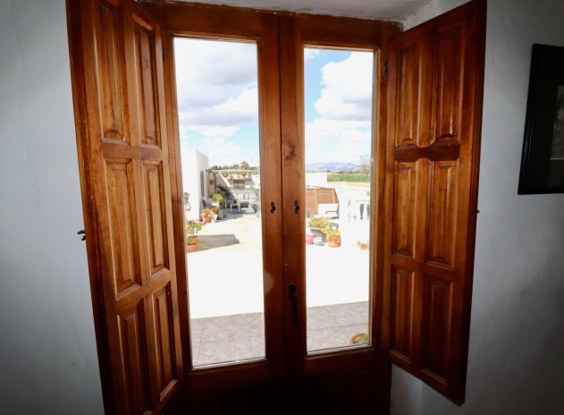 Wiederverkauf - Finca / Ländliches Wohnhaus - Dolores