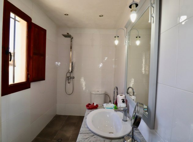 Wiederverkauf - Finca / Ländliches Wohnhaus - Dolores