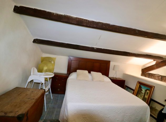 Wiederverkauf - Finca / Ländliches Wohnhaus - Dolores