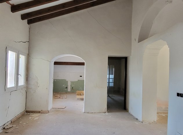 Wiederverkauf - Finca / Ländliches Wohnhaus - Torremendo