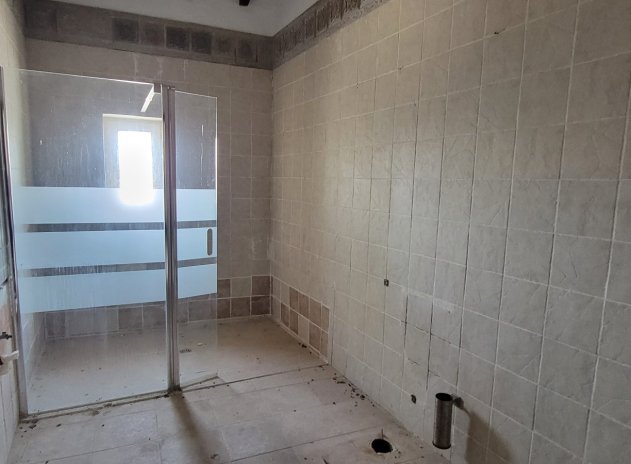 Wiederverkauf - Finca / Ländliches Wohnhaus - Torremendo