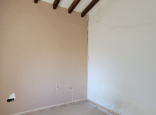 Wiederverkauf - Finca / Ländliches Wohnhaus - Torremendo