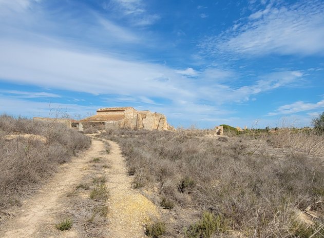 Reventa - Finca / Casa Rural - San Miguel de Salinas