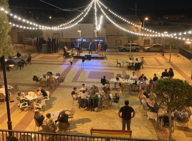 Herverkoop - Commercieel - Torremendo