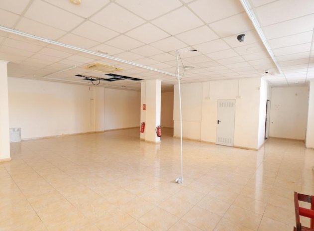 Revente - Commercial - Torrevieja