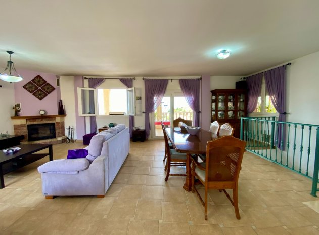 Resale - Villa * - Algorfa *