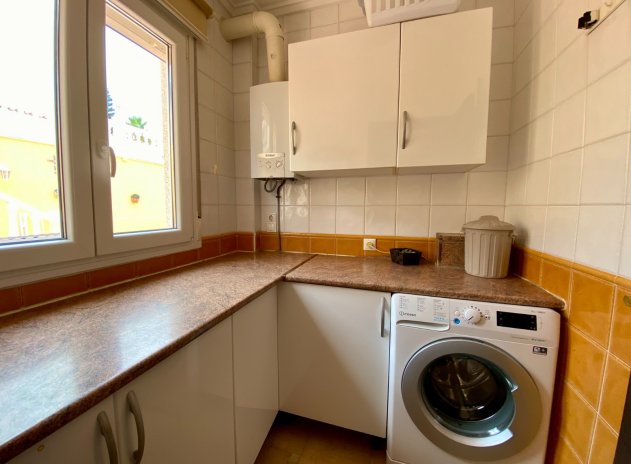 Resale - Villa * - Algorfa *