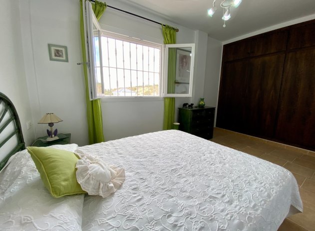 Resale - Villa * - Algorfa *