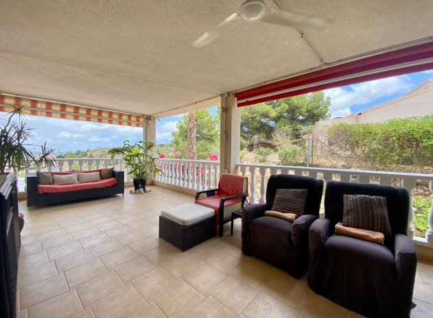 Resale - Villa * - Algorfa *