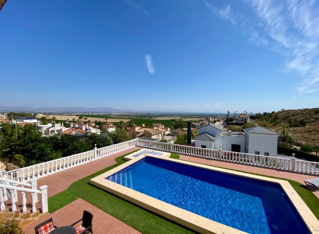 Resale - Villa * - Algorfa *