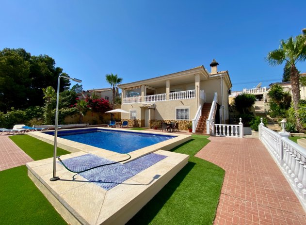 Resale - Villa * - Algorfa *