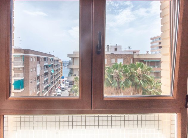 Herverkoop - Appartement - Torrevieja - Acequion