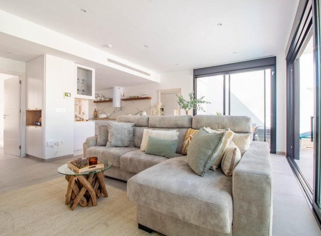 Herverkoop - Rijwoning - Santiago de la Ribera - zona san blas