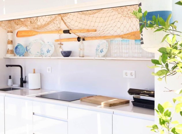 Herverkoop - Rijwoning - Santiago de la Ribera - zona san blas