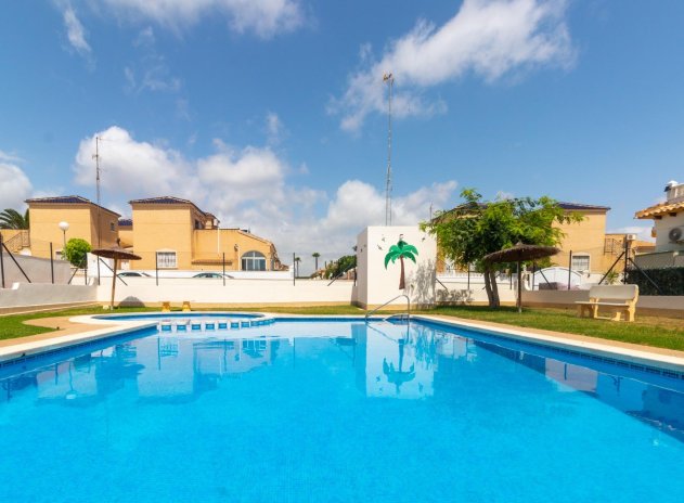 Herverkoop - Rijwoning - Torrevieja - Los Altos