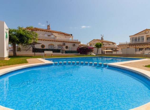 Herverkoop - Rijwoning - Torrevieja - Los Altos