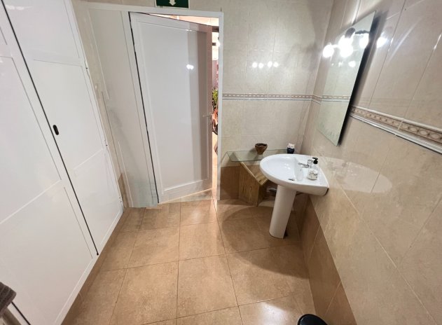 Revente - Commercial - Guardamar del Segura