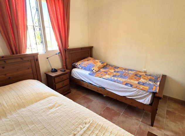 Herverkoop - Villa - Orihuela