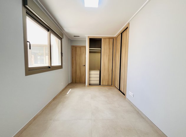 Reventa - Apartamento / Piso - Torre de la Horadada - Torre de Horadada