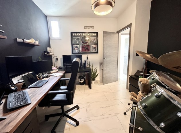 Revente - Villa - San Miguel de Salinas