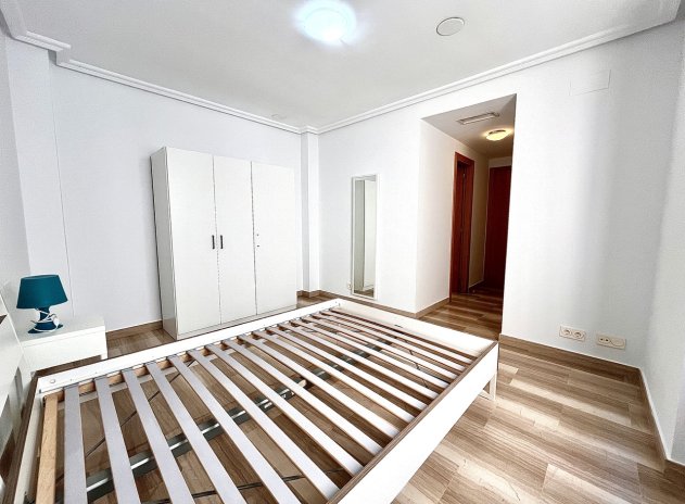 Reventa - Apartamento / Piso - Santa Pola