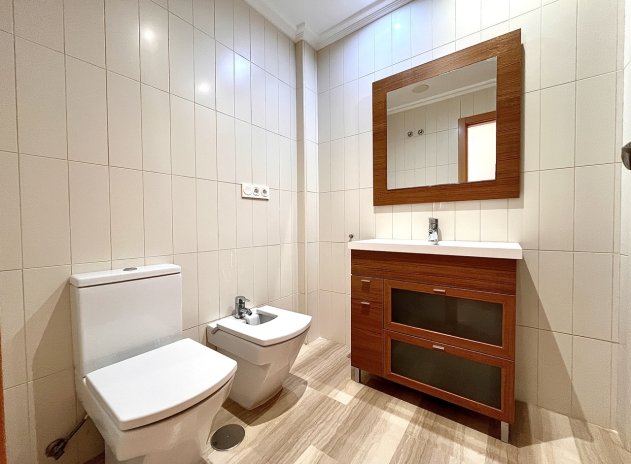 Reventa - Apartamento / Piso - Santa Pola