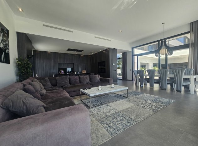 Reventa - Villa - Cabo Roig