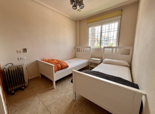 Herverkoop - Villa - La Zenia