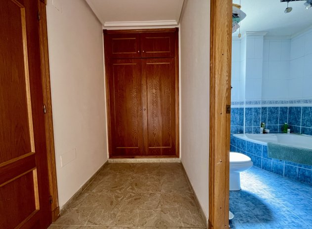 Herverkoop - Villa - La Zenia