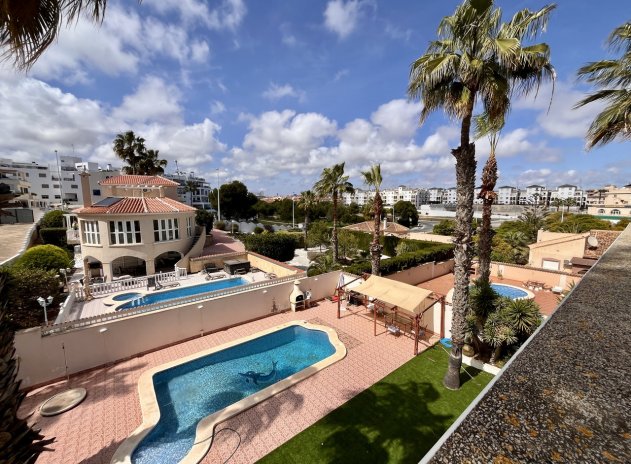 Herverkoop - Villa - La Zenia