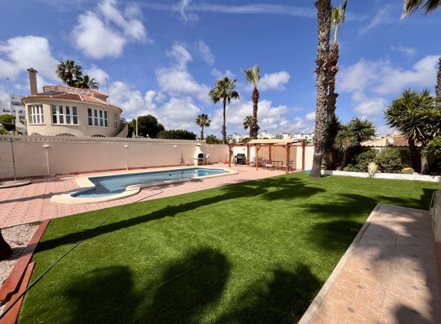 Herverkoop - Villa - La Zenia