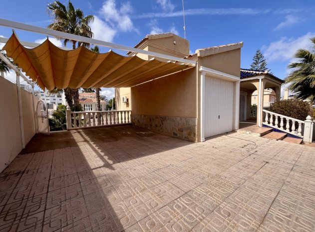 Herverkoop - Villa - La Zenia