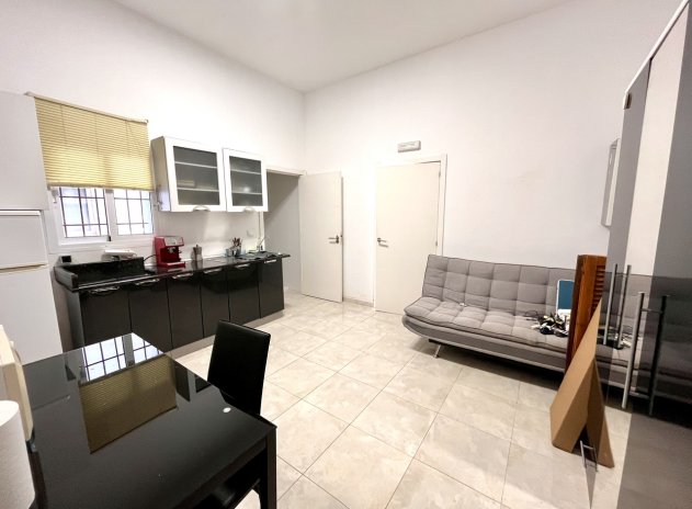 Wiederverkauf - Kommerziell - Playa Flamenca