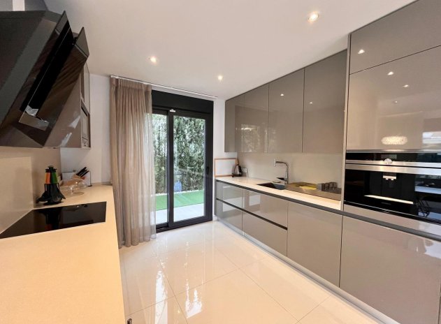 Herverkoop - Villa - Dehesa de Campoamor - Dehesa de campoamor