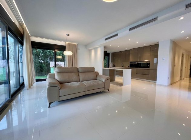 Herverkoop - Villa - Dehesa de Campoamor - Dehesa de campoamor