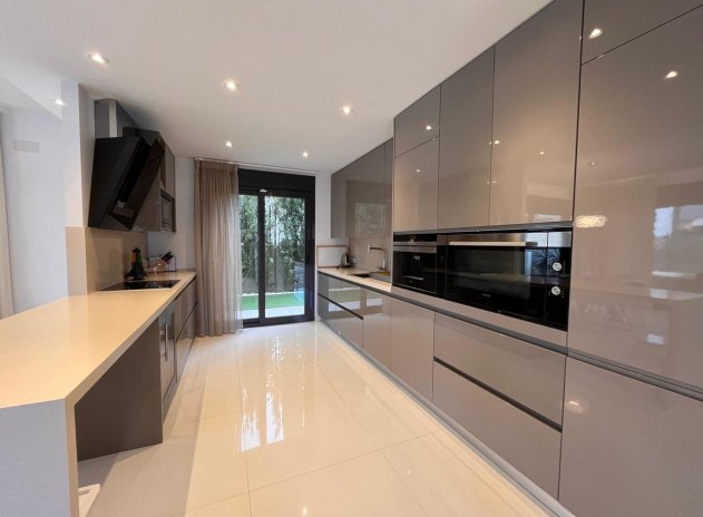 Herverkoop - Villa - Dehesa de Campoamor - Dehesa de campoamor