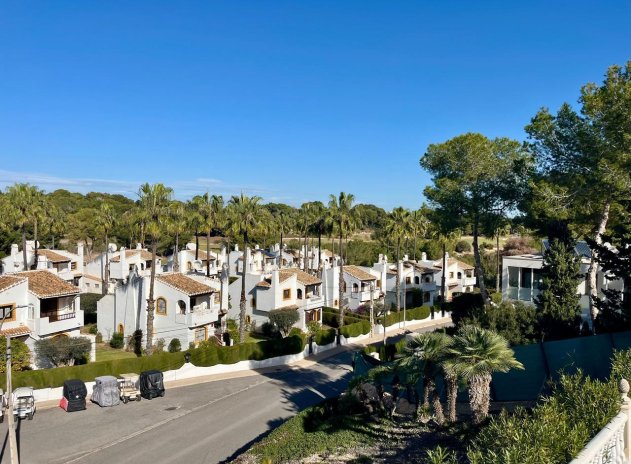 Wiederverkauf - Villa - Villamartin - Villamartín