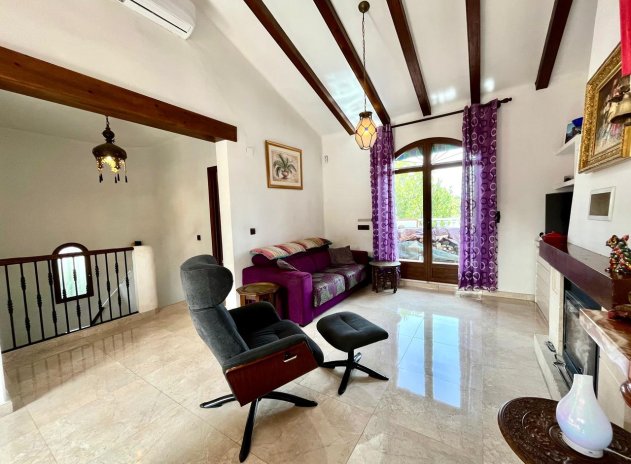 Wiederverkauf - Villa - Villamartin - Villamartín