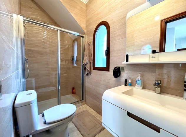 Wiederverkauf - Villa - Villamartin - Villamartín