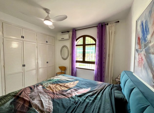 Wiederverkauf - Villa - Villamartin - Villamartín