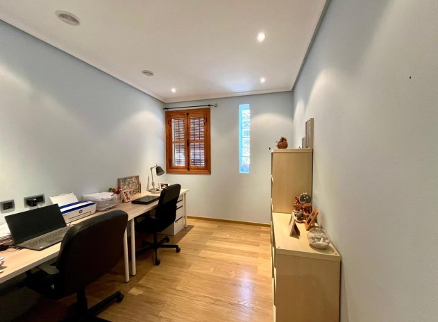 Reventa - Finca / Casa Rural - El Esparragal