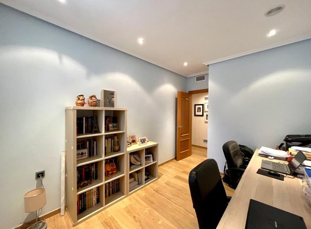 Reventa - Finca / Casa Rural - El Esparragal