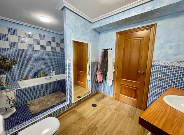 Reventa - Finca / Casa Rural - El Esparragal