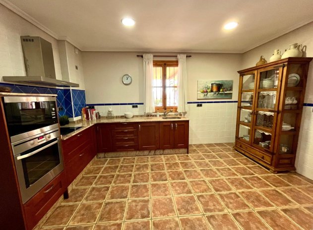 Reventa - Finca / Casa Rural - El Esparragal