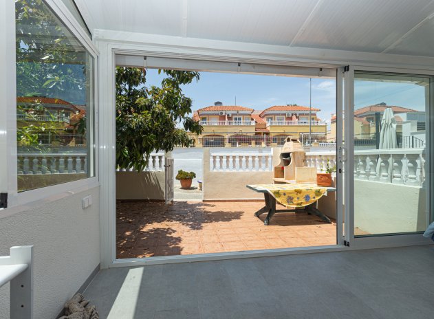 Revente - Maison mitoyenne - La Zenia