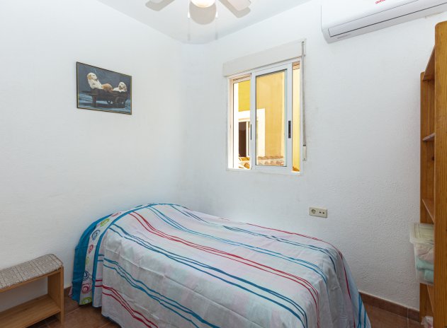 Revente - Maison mitoyenne - La Zenia